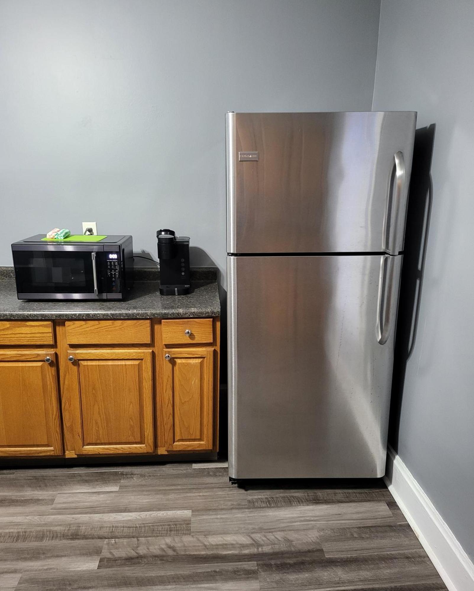 Guest Room With Two Double Beds In Columbus Oh, Airport Location 外观 照片