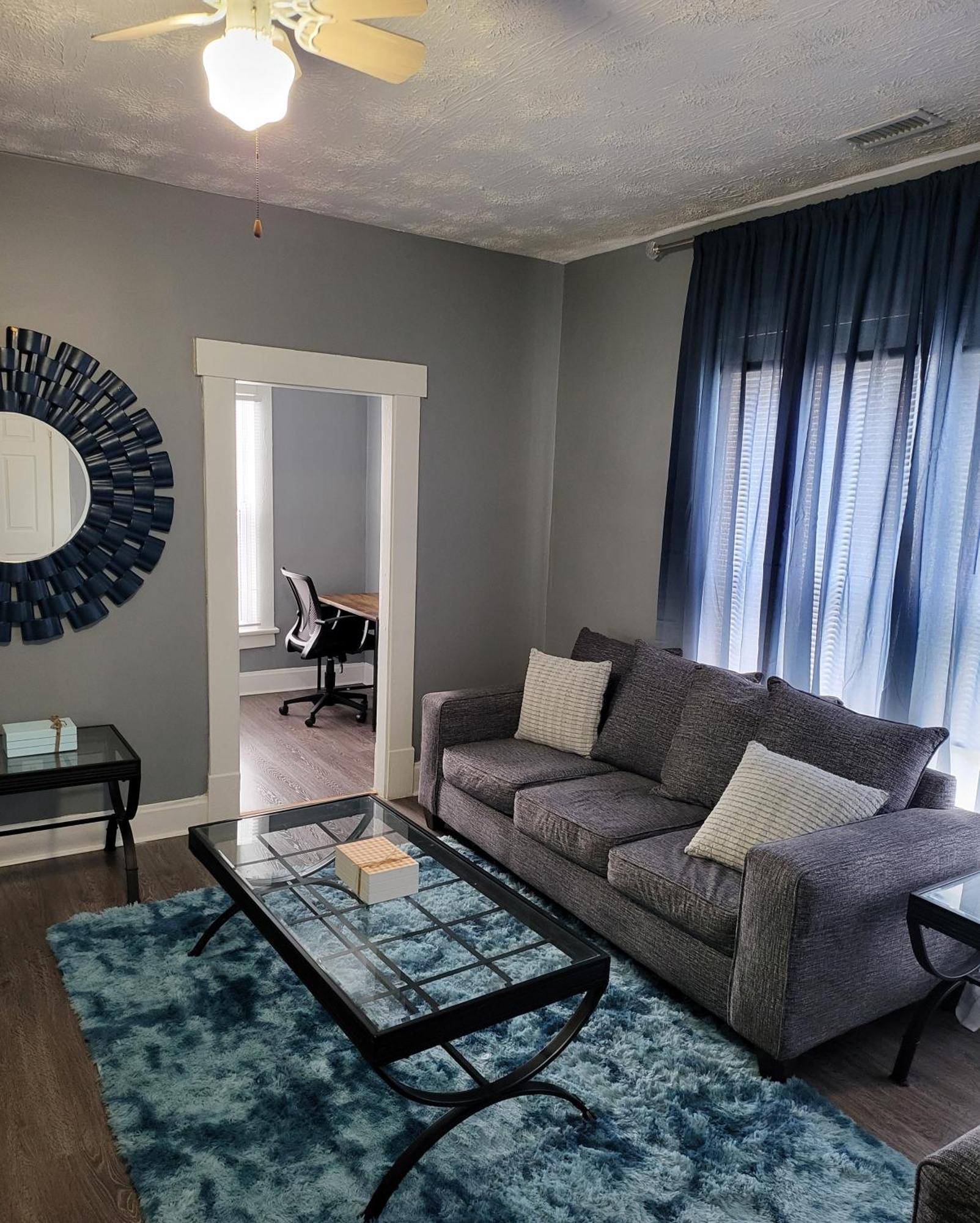 Guest Room With Two Double Beds In Columbus Oh, Airport Location 外观 照片